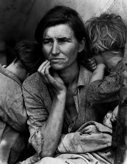 Dorothea Lange, Migrant Mother (1936), Nipomo, California, USA
	
