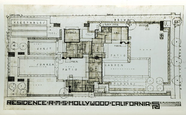 Floor plan of the Schindler House, including gardens. Courtesy of Friends of the Schindler House, gift of Mrs. Richard Neutra. Image courtesy of the MAK Center
